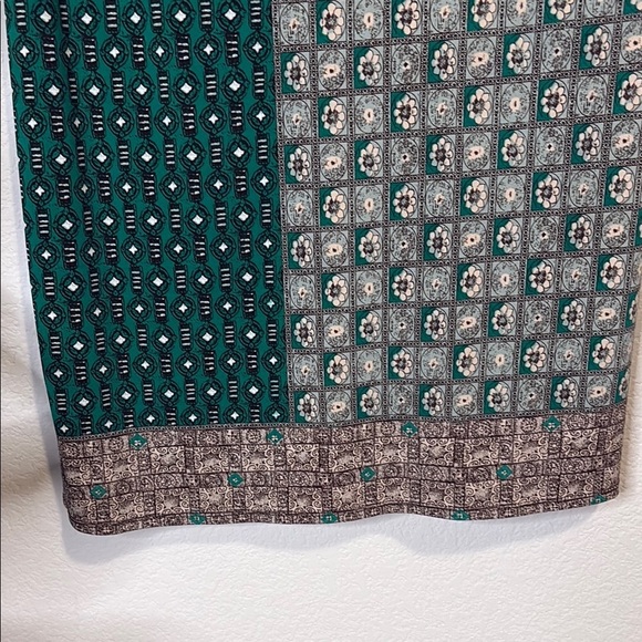 Max Studio Green geometric print sleeveless dress Small - Picture 4 of 6